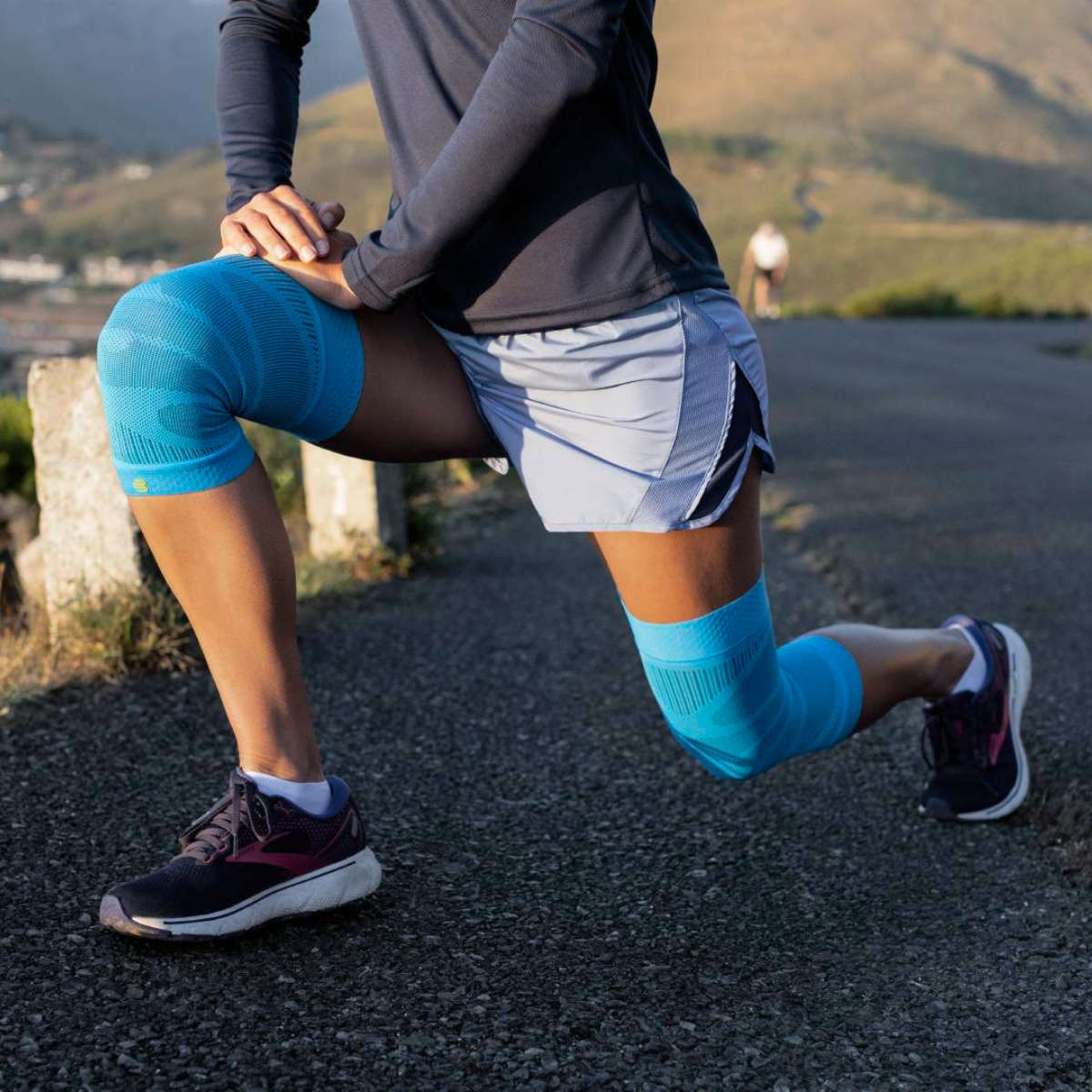RUNNING COMPRESSION SLEEVES - BLUE